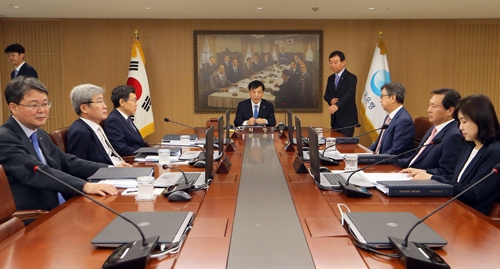 한국은행의 18일 금융통화위원회 회의 모습. /사진=뉴시스.