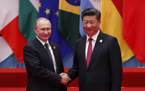 블라디미르 푸틴 러시아 대통령(왼쪽), 시진핑 중국 국가주석. /사진=뉴시스.