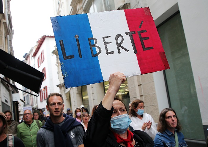 프랑스 코로나19 백신 패스 반대 시위. /사진=AP, 뉴시스.