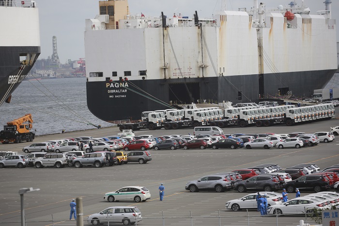 일본 요코하마 항구의 수출 차량. /사진=AP, 뉴시스.