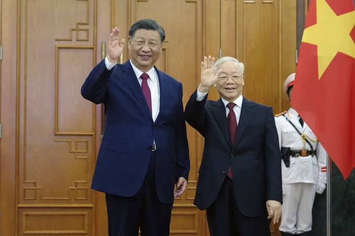 시진핑 중국 국가주석(왼쪽), 응우옌 푸 쫑 베트남 공산당 서기장. /사진=AP, 뉴시스