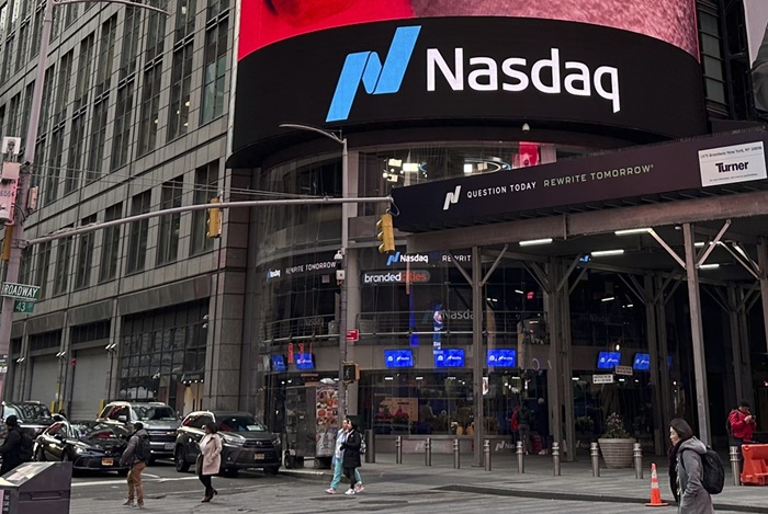 TSLA 상승으로 S&P500 사상 첫 7100 돌