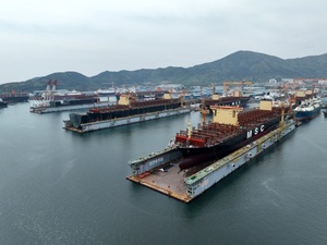 美, 中의 조선업 제재 '반격'...한국증시 조선주 '장중 급등'