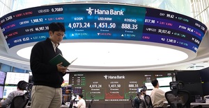 코스닥...고영 '껑충', 젬백스 · 심텍 · 하나마이크론 '급락'