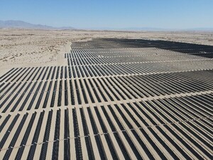 한화솔루션 등 태양광주 '장중 껑충'...주요 이슈는?